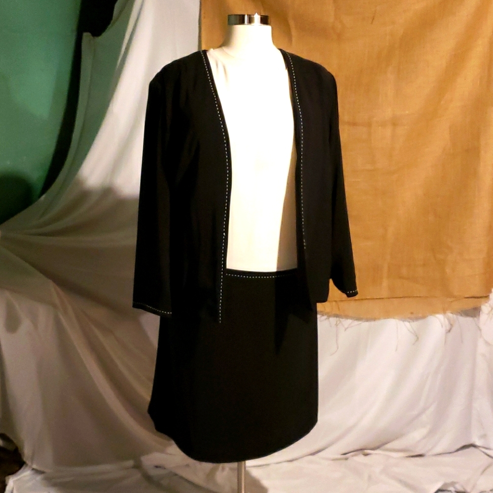 (Md) Elisabeth By Liz Claiborne Dress & Jacket